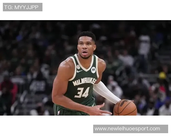 字母哥高效表现三节打卡下班贡献16分7板4助攻带领球队取得胜利 字母哥高效表现三节打卡下班贡献16分7板4助攻带领球队取得胜利