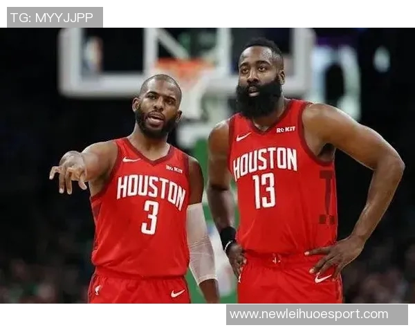 保罗谈与哈登的默契配合称一起打球的时光令人愉悦