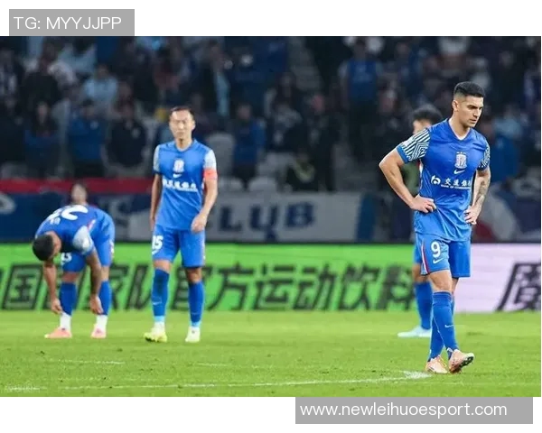 申花主场遭神户胜利船逆袭路易斯错失良机阿苏埃远射击中横梁