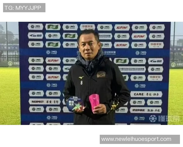 上海橘橙冲乙成功朱骏调侃海报宣传足以吸引投资者