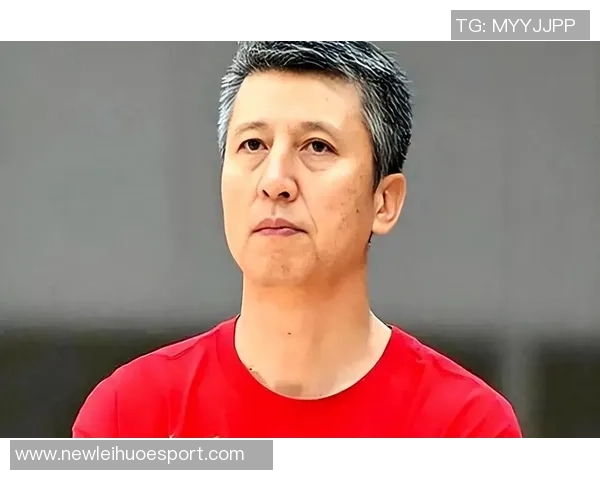 郭士强李昂美考察期间与杨瀚森共度火锅时光尽享欢乐歌声