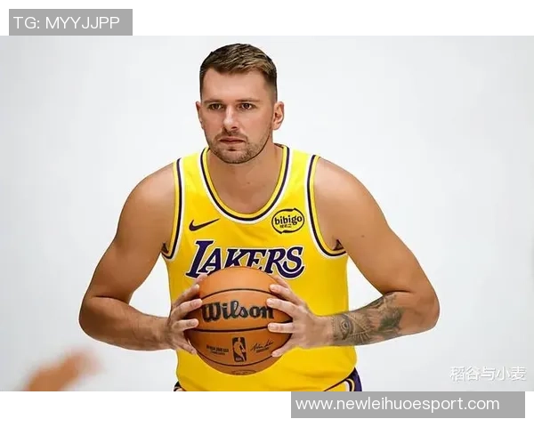 东契奇关键三分连中展现自信表示仍需努力提升表现