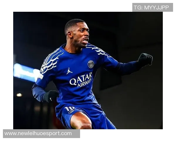 登贝莱回顾2025年辉煌时刻金球奖FIFA最佳与六冠王荣耀齐聚社媒分享