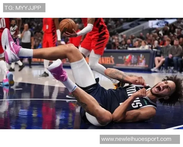 独行侠官方宣布莱夫利因右脚肿胀将继续缺席暂无回归时间表